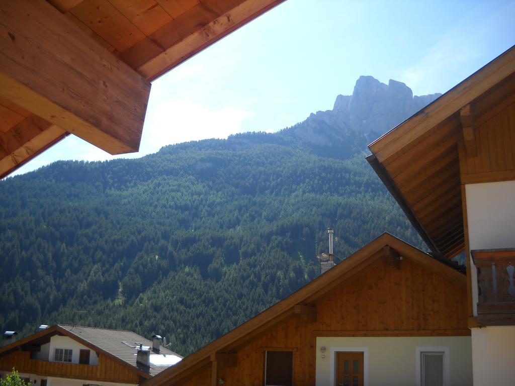 Villetta Enrosadira Vigo di Fassa Bilik gambar